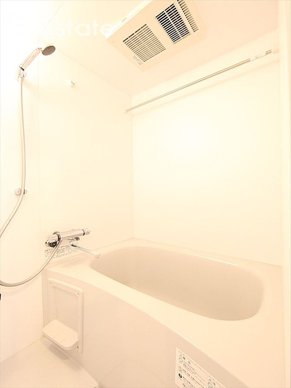 バス・シャワールーム　バスルーム