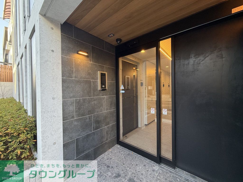 エントランス　★タウンハウジング目黒店取り扱い★