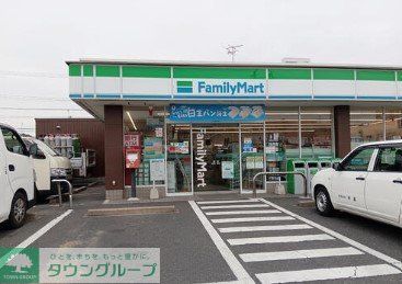 コンビニ　ファミリーマート刈谷一ツ木町店（コンビニ）まで10m