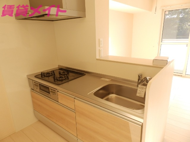 キッチン　同型参考写真です。