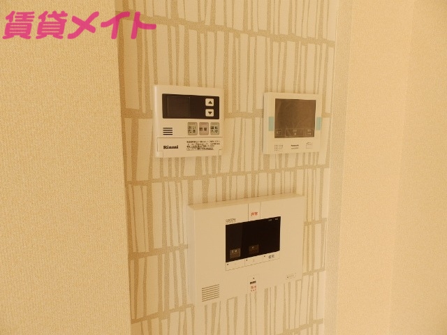 セキュリティ　同型参考写真です。