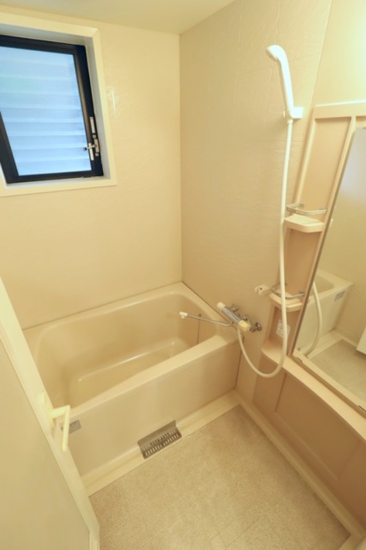 バス・シャワールーム　図面と現状に相違がある場合には現状を優先