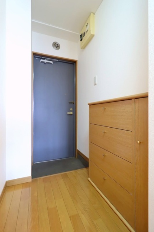 玄関　図面と現状に相違がある場合には現状を優先