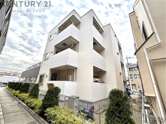 建物外観　オートロック・宅配BOX付で安心です！