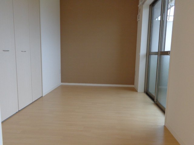 その他部屋・スペース　南側洋室