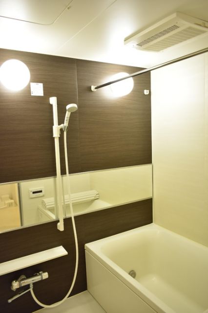 バス・シャワールーム
