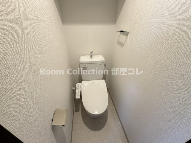 トイレ　※同物件他部屋写真 反転、色違いの場合有 現況優先