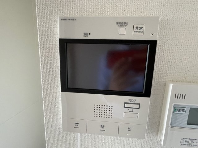 セキュリティ　TVモニター付きインターホンです