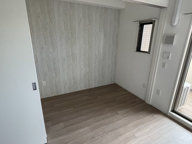 その他部屋・スペース　落ち着いて過ごせるお部屋なので、寝室にいかがでしょうか