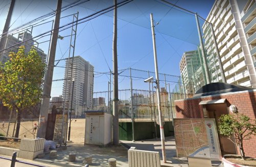 公園　与力町公園（公園）まで335m