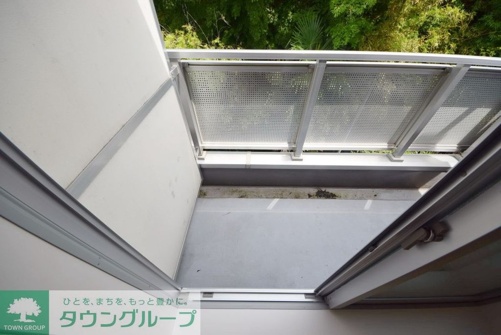 バルコニー　バルコニー