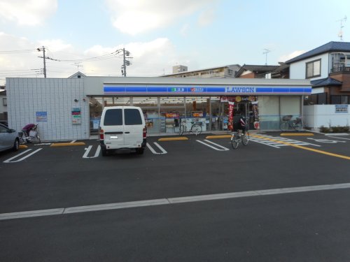 コンビニ　ローソン　川口領家中央店（コンビニ）まで133m