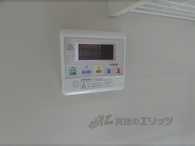 その他設備　給湯器リモコン