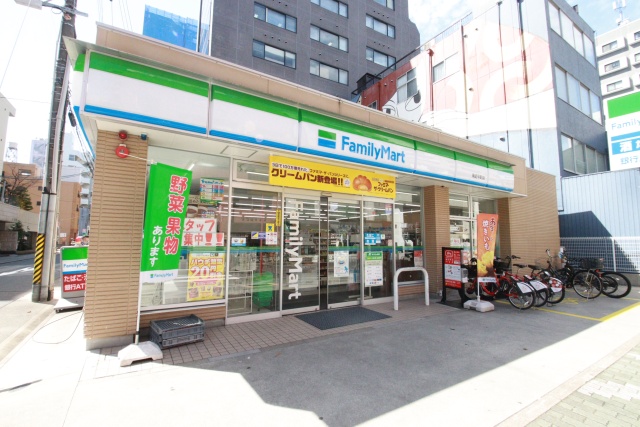 コンビニ　ファミリーマート　南武平町店（コンビニ）まで53m