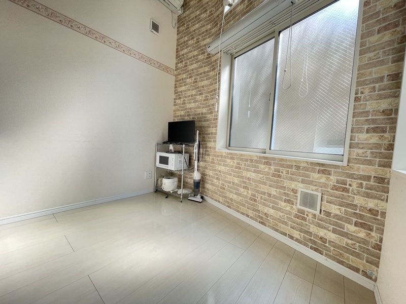 居室・リビング　レンガ風の壁紙