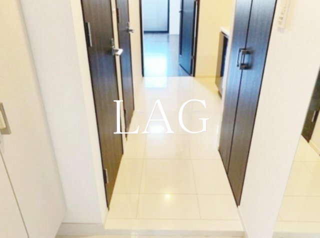 玄関　玄関です。