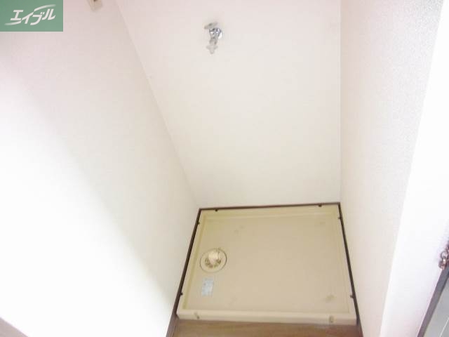 洗面設備　室内洗濯機置き場