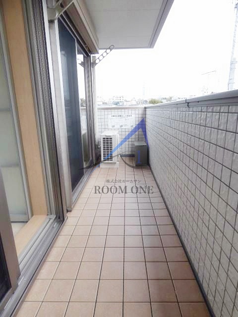 バルコニー　バルコニーです。