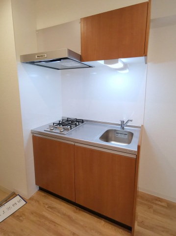 キッチン　２口ガスコンロ付きのシステムキッチン