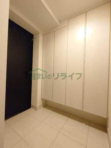 玄関　ドゥーエ早稲田