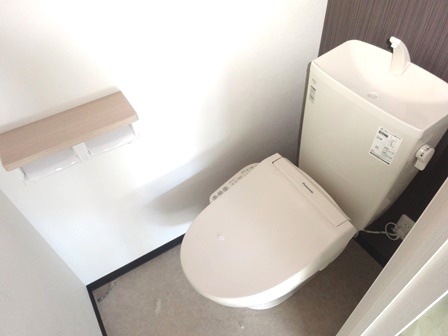 トイレ　同タイプ内観です