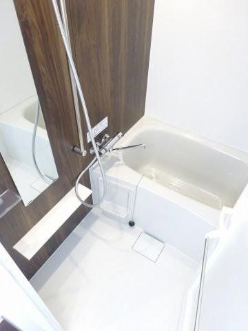 バス・シャワールーム　バス