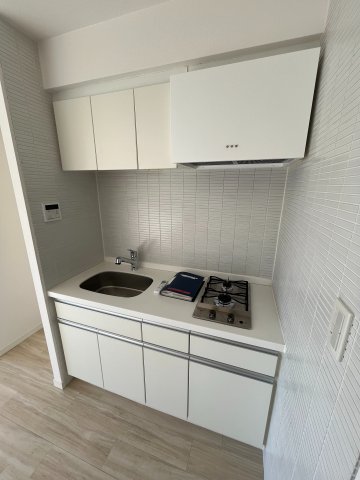 キッチン　※別部屋参考写真