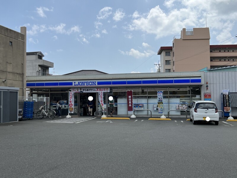 コンビニ　ローソン福岡長尾五丁目店（コンビニ）まで773m