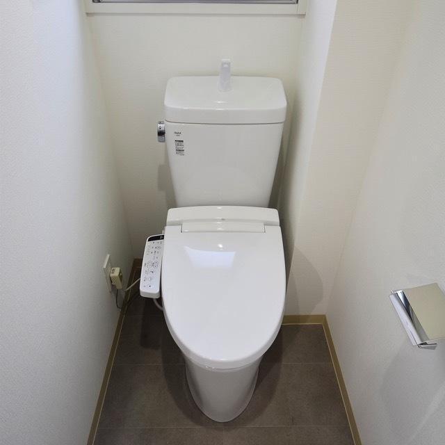 トイレ　トイレ?