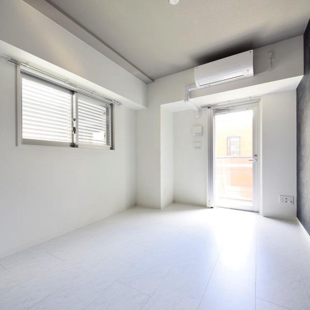 居室・リビング　居室、リビング?