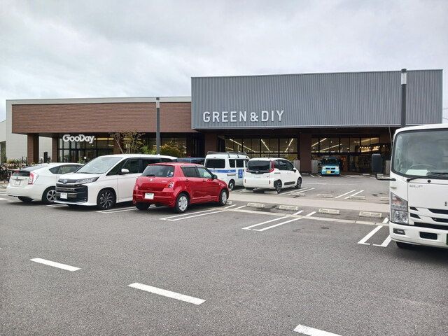 ホームセンター　ホームセンターグッデイ姪浜店（ホームセンター）まで450m