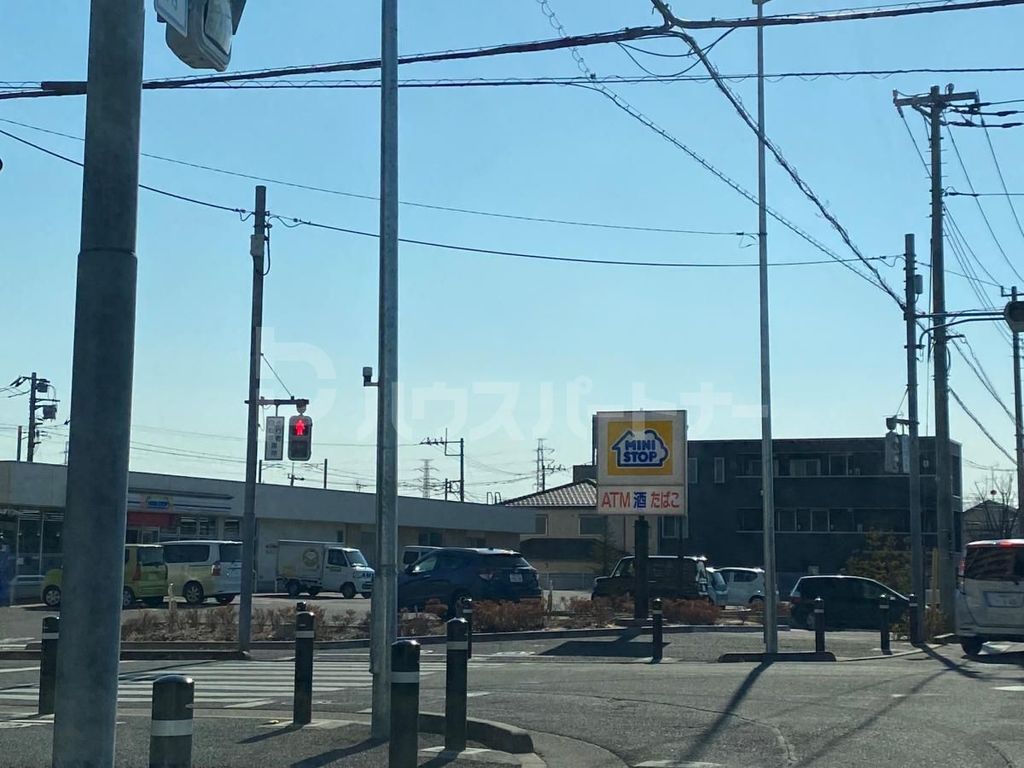 コンビニ　ミニストップ 流山市野谷店（コンビニ）まで870m