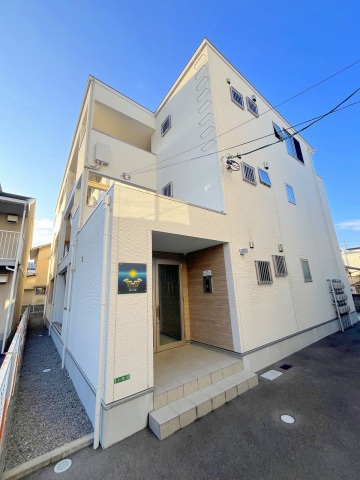 建物外観　内装写真は別号室です