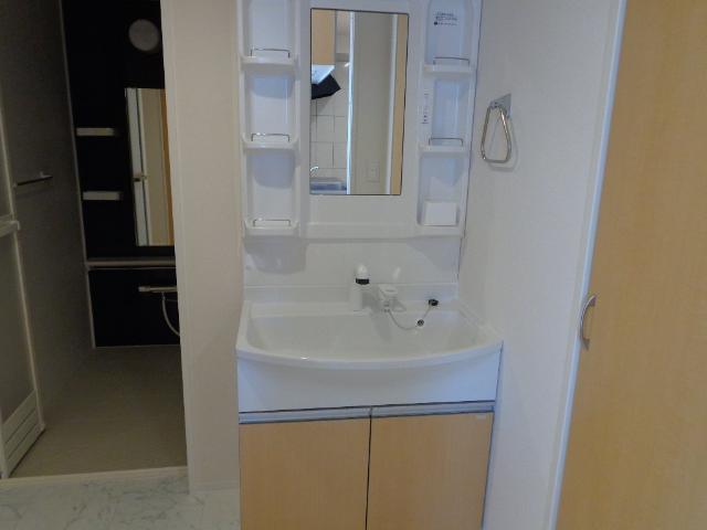 洗面設備　洗髪洗面化粧台