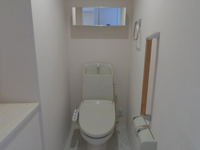 トイレ　シャワー付トイレ
