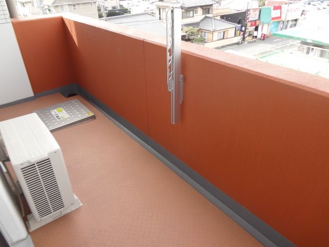 バルコニー　広いベランダ