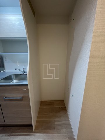 その他　セレニテ本町東リアン　冷蔵庫置場