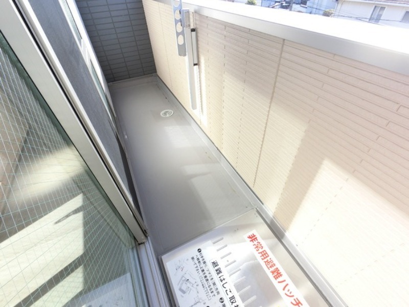 バルコニー　図面と現状に相違がある場合には現状を優先