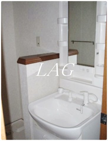 洗面設備　洗面台です。