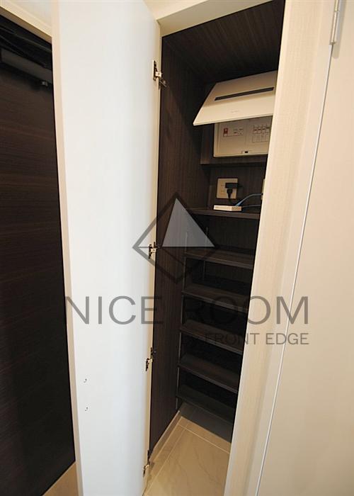 玄関　ガリレオ新町　玄関