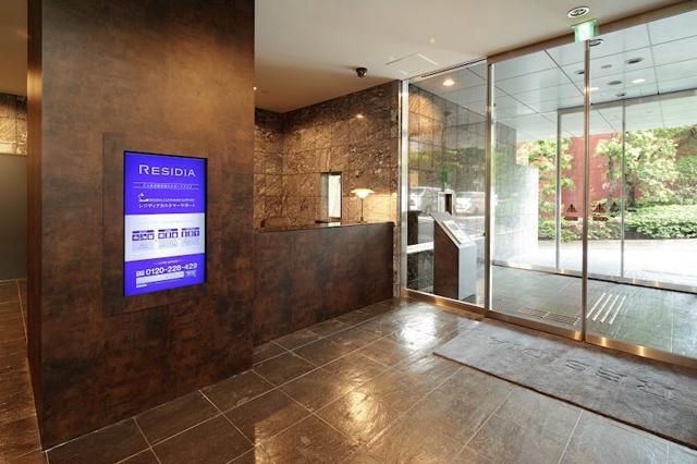 エントランス　駐車場です