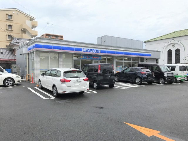 コンビニ　ローソン松山朝生田町２丁目店（コンビニ）まで220m