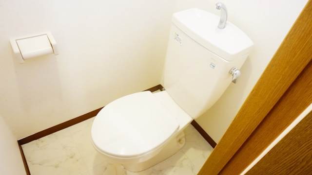 トイレ　別号室イメージ