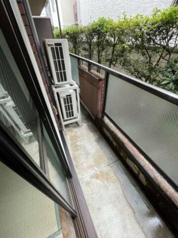 バルコニー　同物件別室写真