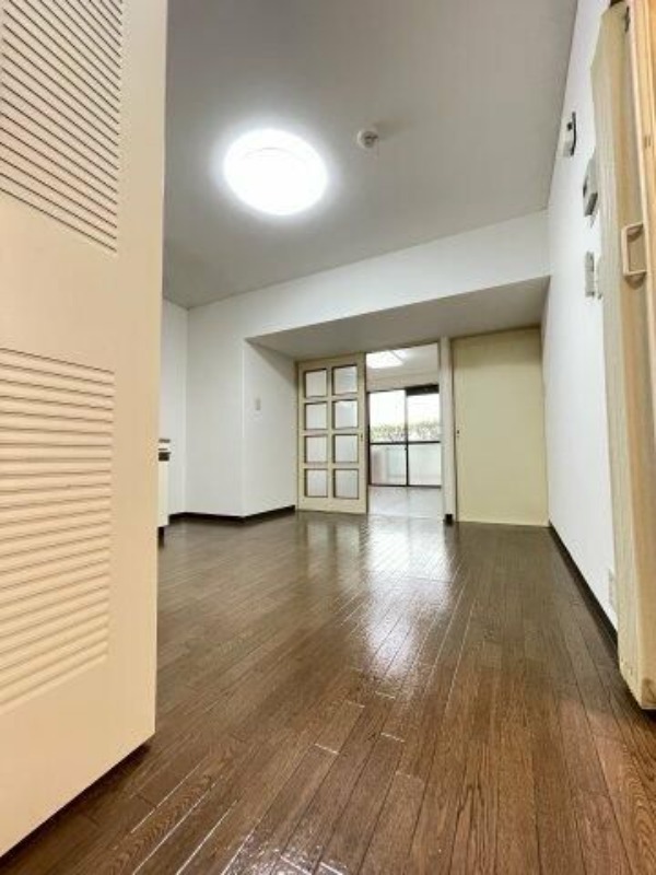 玄関　同物件別室写真