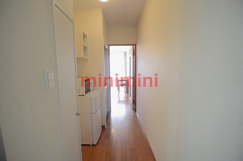 玄関　※写真と現物が異なる場合は現物を優先いたします。