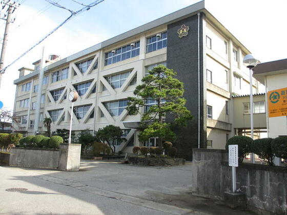 小学校　能町小学校（小学校）まで1200m