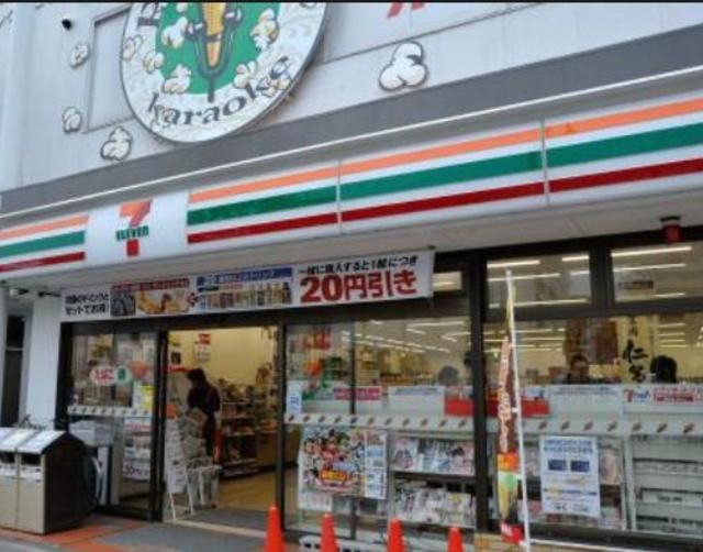 コンビニ　セブンイレブン葛西駅前店（コンビニ）まで142m