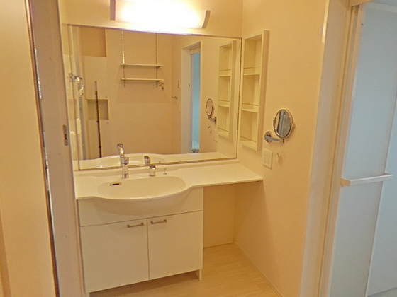 洗面設備　※別部屋の写真です