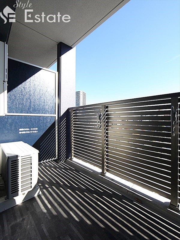 バルコニー　バルコニー